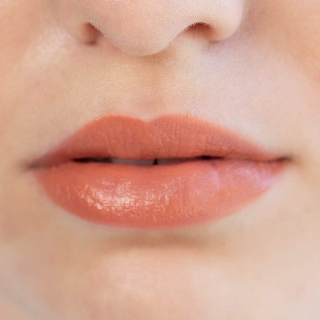 nui-cosmetics-natural-lipstick-nyree-nude-braun image 4
