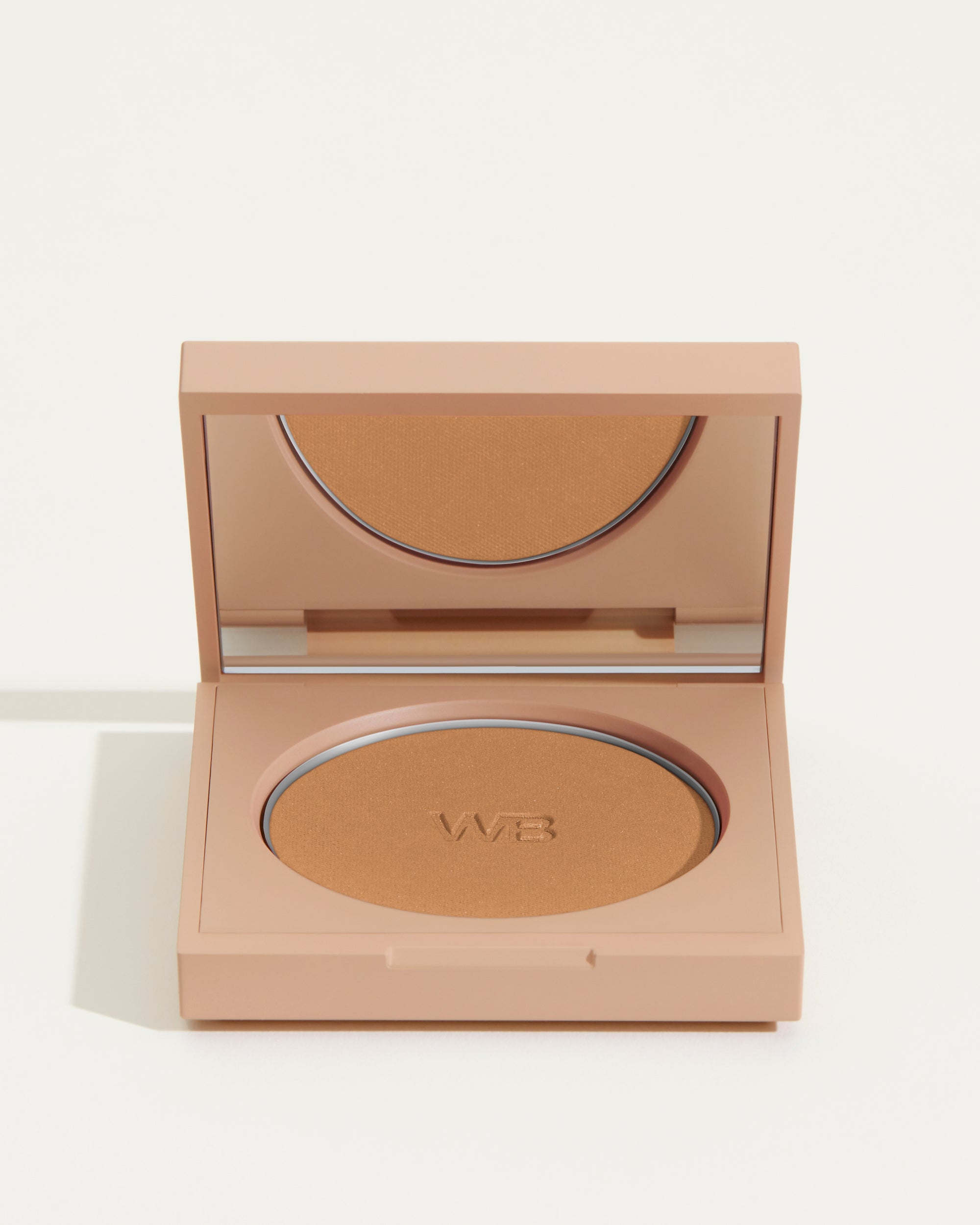 wonderblush-le-h-le-bronzing-powder-matter-bronzer image 1