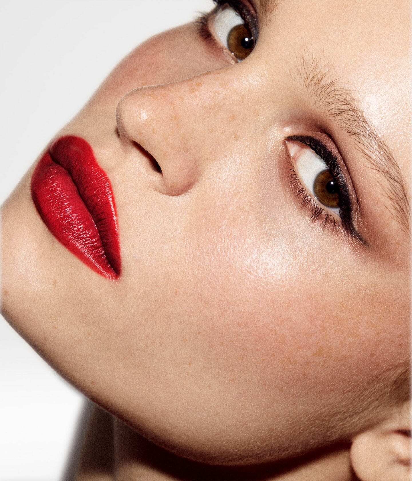 la-bouche-rouge-paris-rouge-collection-geschenkset-parfum-21-satin-lippenstift image 3