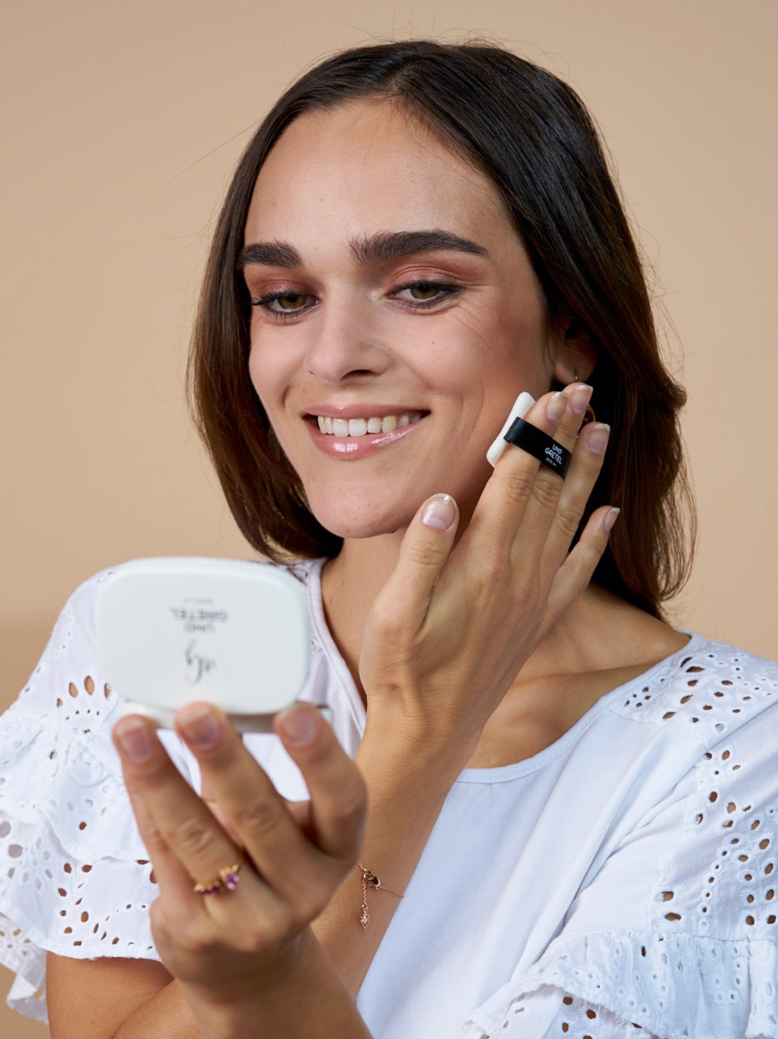 und-gretel-ilge-puderquaste-powder-puff-f-r-setting-powder image 4