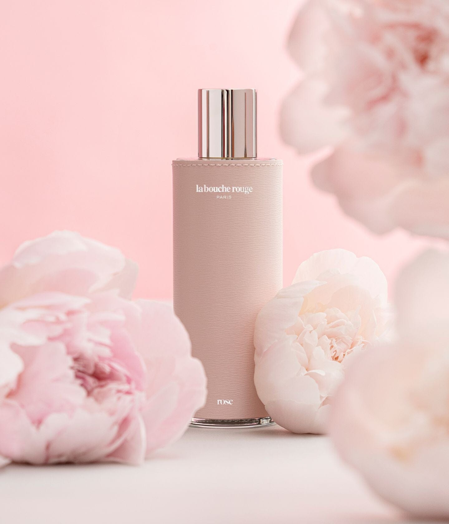 la-bouche-rouge-paris-rose-l-extrait-de-parfum-100-ml-parfumextrakt-im-lederflak image 1