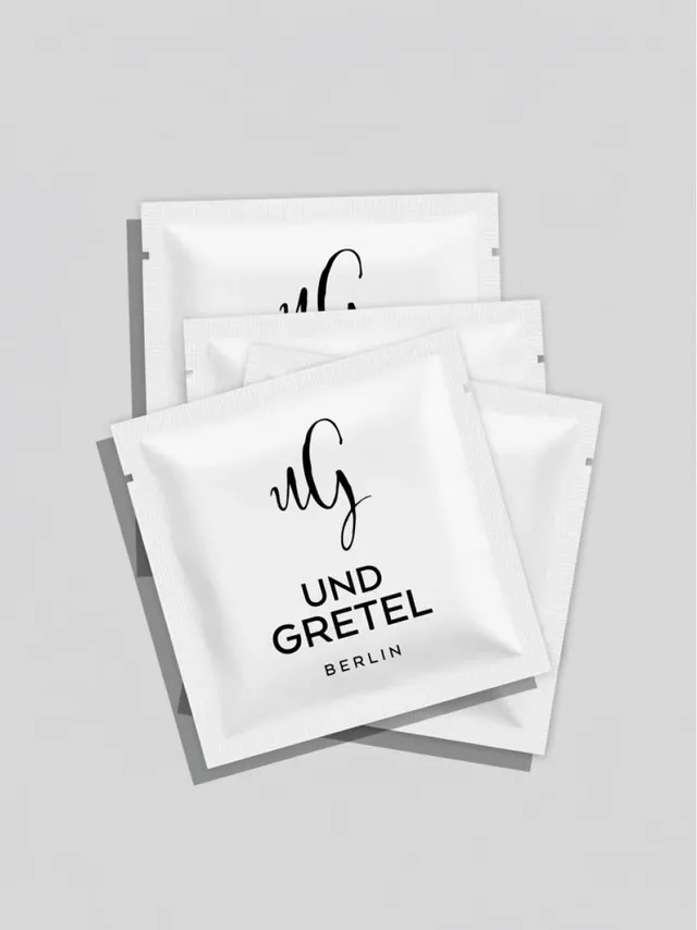 und-gretel-lieth-foundation-tester-sachets image 1