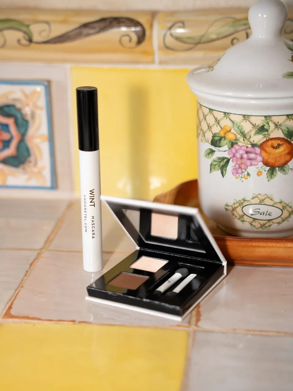 und-gretel-bye-bye-schlupflid-set-lidschatten-duo-mascara image 1