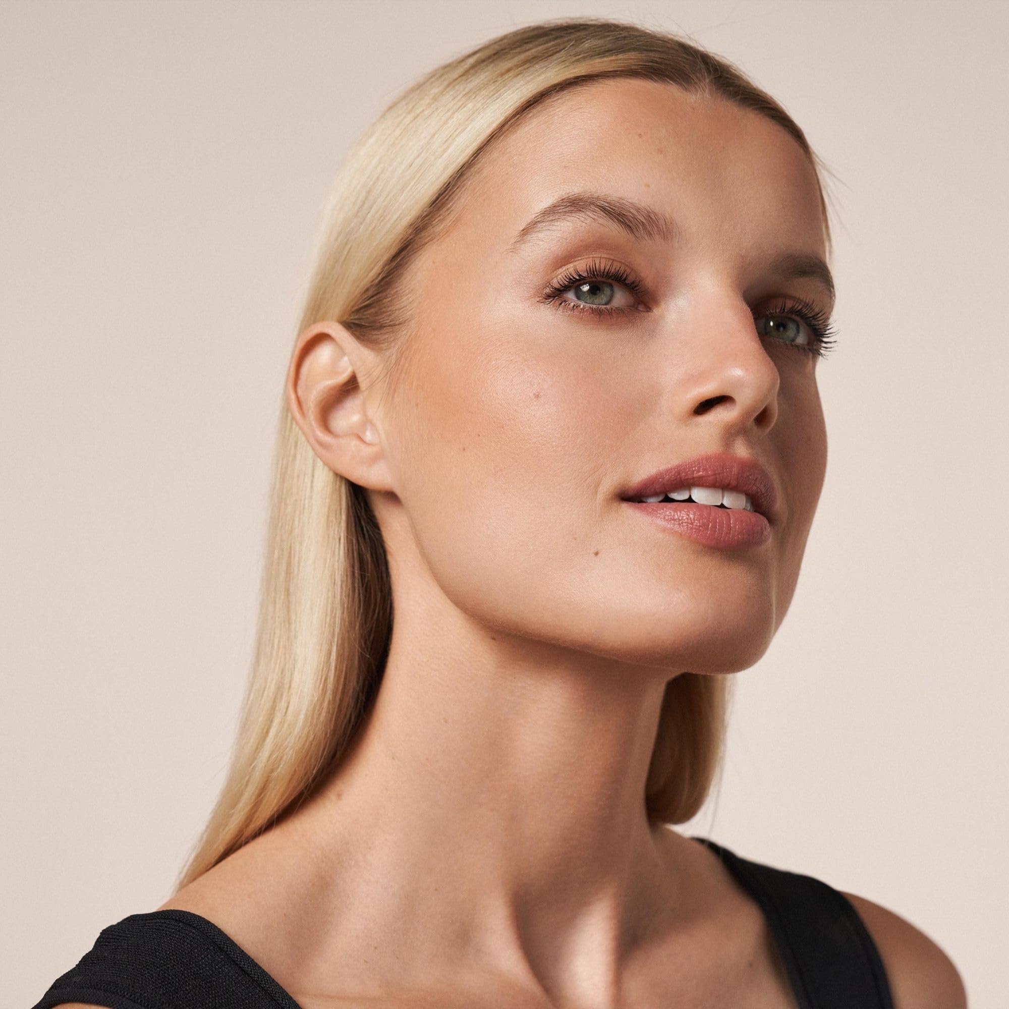 m-asam-magic-finish-cheek-brush-rouge-pinsel image 4