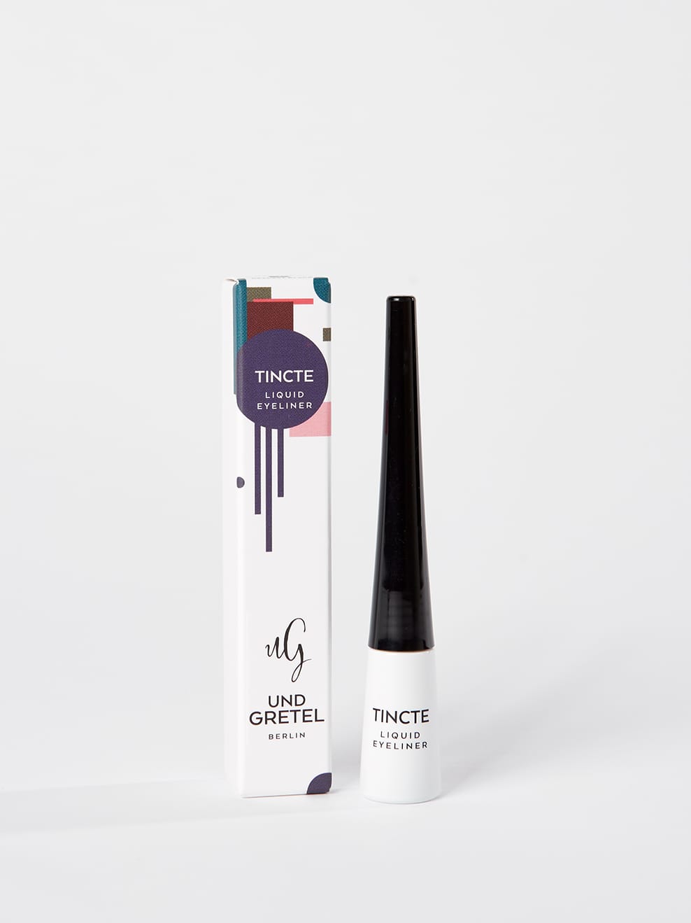 und-gretel-tincte-liquid-eyeliner-veganer-eyeliner-schwarz image 7