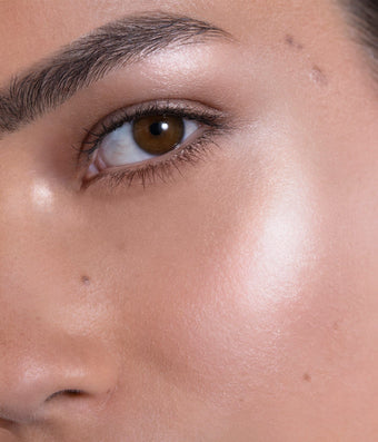 la-bouche-rouge-paris-highlighter-stick-veganer-glow-stick-refill image 3