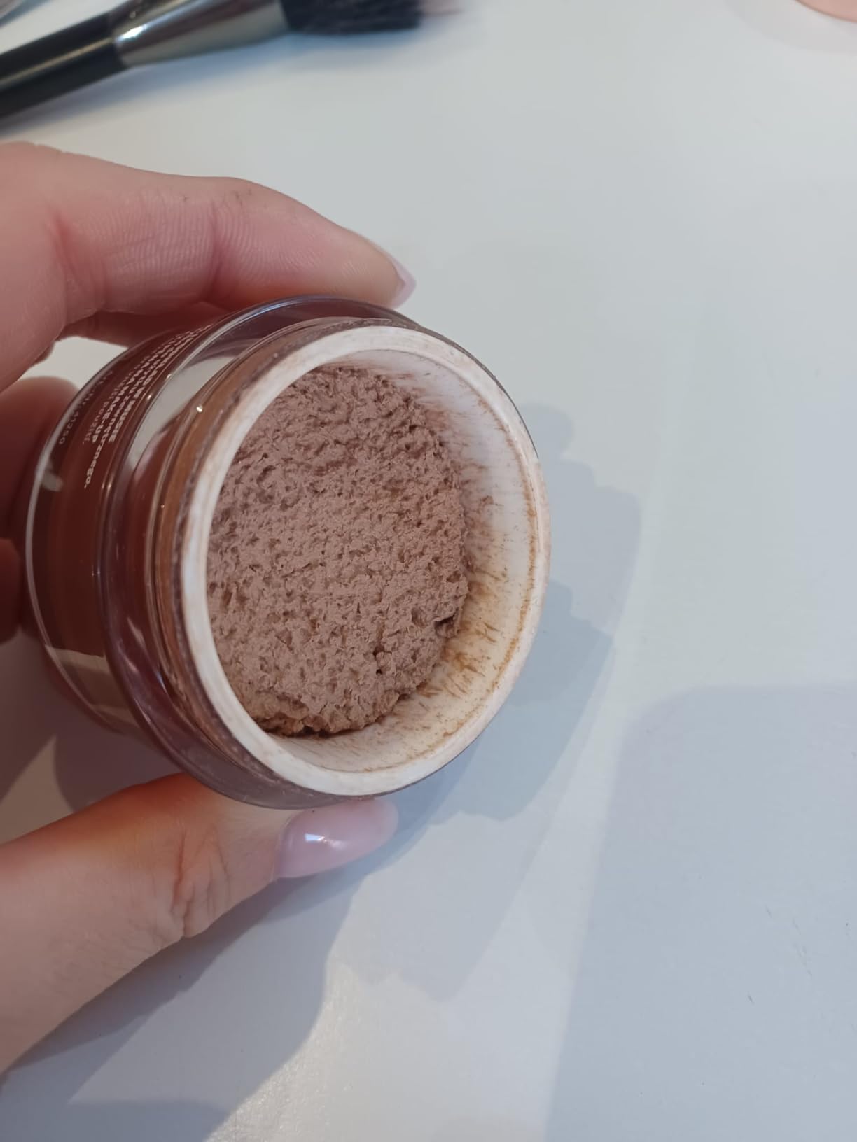 Ebenmäßiger Teint ohne Maske