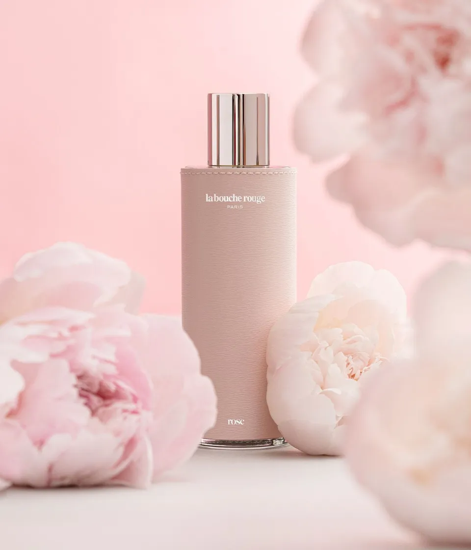 la-bouche-rouge-paris-rose-l-extrait-de-parfum-100-ml-parfumextrakt-im-lederflak image 1