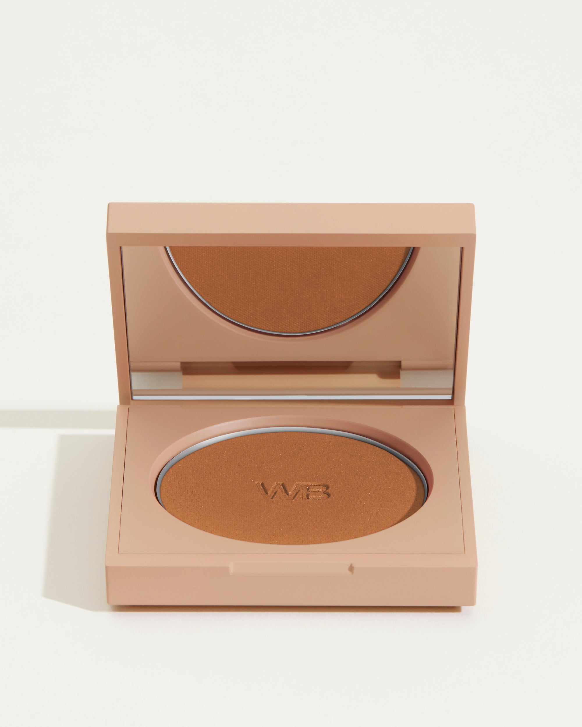 wonderblush-le-h-le-bronzing-powder-matter-bronzer image 8