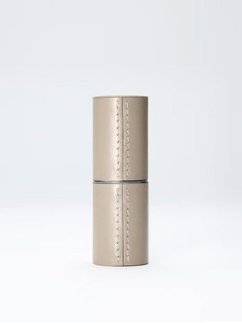 la-bouche-rouge-paris-nachf-llbares-leder-etui-lippenstift-h-lle image 3