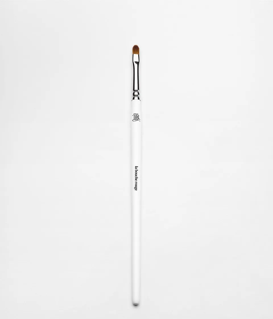 la-bouche-rouge-paris-lippenpinsel-veganer-profi-pinsel-aus-holz image 1