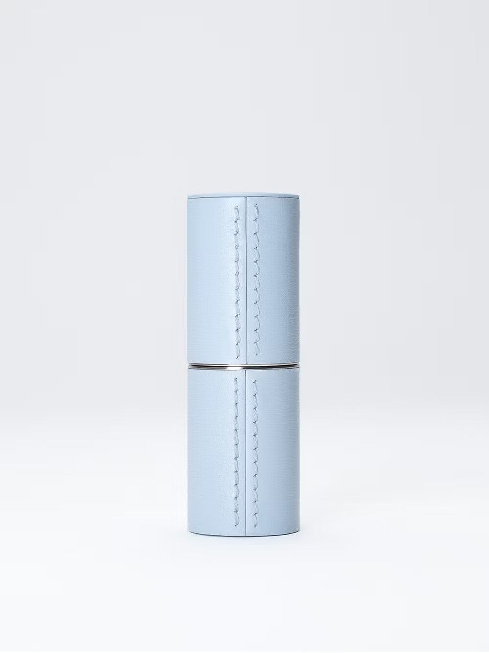 la-bouche-rouge-paris-nachf-llbares-lederetui-lippenstift-case image 1
